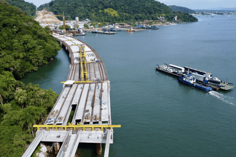 Ponte de Guaratuba chega a 55,7% de execução