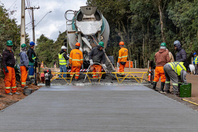 Com 500 quilômetros, Paraná tem maior programa de rodovias de concreto do Brasil