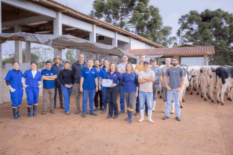 Fazenda Escola da UEPG conquista selo ouro em boas práticas na produção do leite