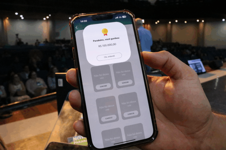 Nota Paraná: moradora de Cascavel leva prêmio de R$ 100 mil e curitibana ganha R$ 50 mil
