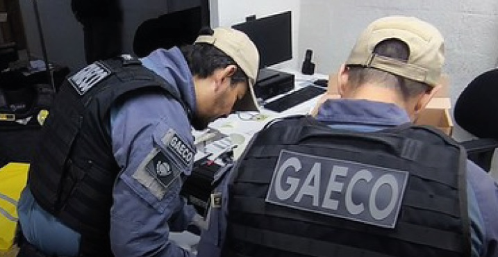 Gaeco cumpre mandados em Ponta Grossa contra roubo de cargas