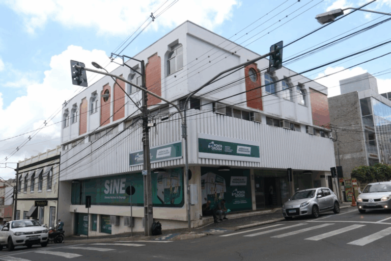 Agência do Trabalhador de PG oferece 15 vagas para contratação imediata