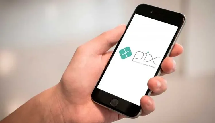 Homem cai em golpe e perde R$ 900 no Paraná