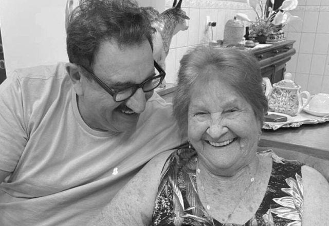 Morre mãe de Ratinho aos 88 anos