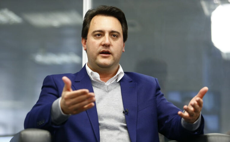 Ratinho Jr, Tarcísio e Caiado criticam postura de Lula diante do tarifaço