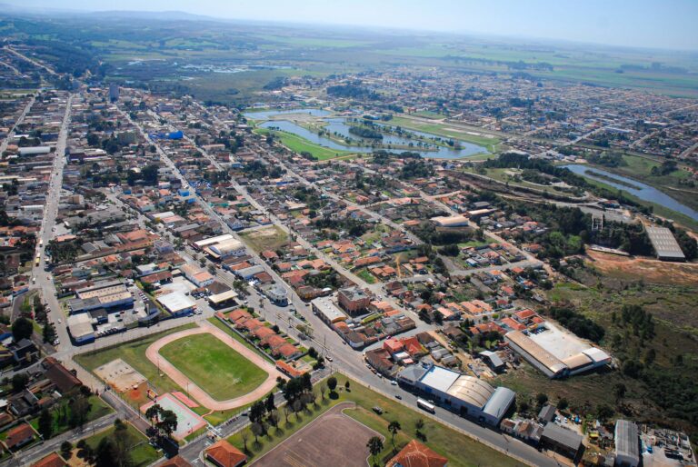 Contribuintes de Castro podem aderir ao Refis até sábado (30)