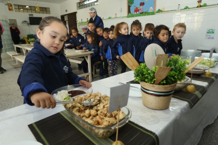 Polêmica: Mudança no funcionamento dos CMEIs gera preocupação dos pais em Ponta Grossa