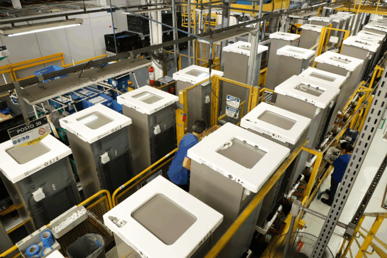 Paraná registra superávit recorde de R$ 144 bilhões no comércio interestadual em 2024