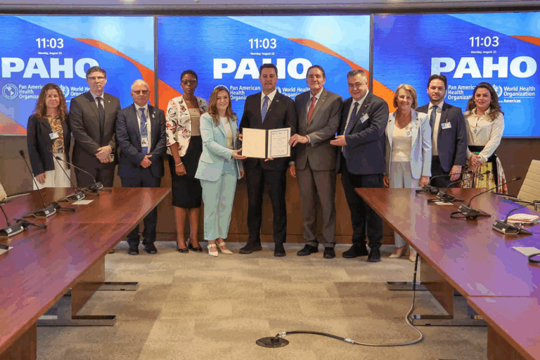 Paraná recebe prêmio internacional da ONU por políticas estaduais para idosos