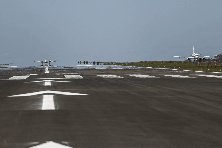 Aeroporto de Foz do Iguaçu tem nova pista homologada e turismo deve crescer na região