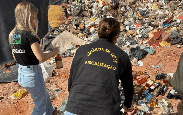 Cerca de 200 garrafas de bebida são apreendidas em Castro