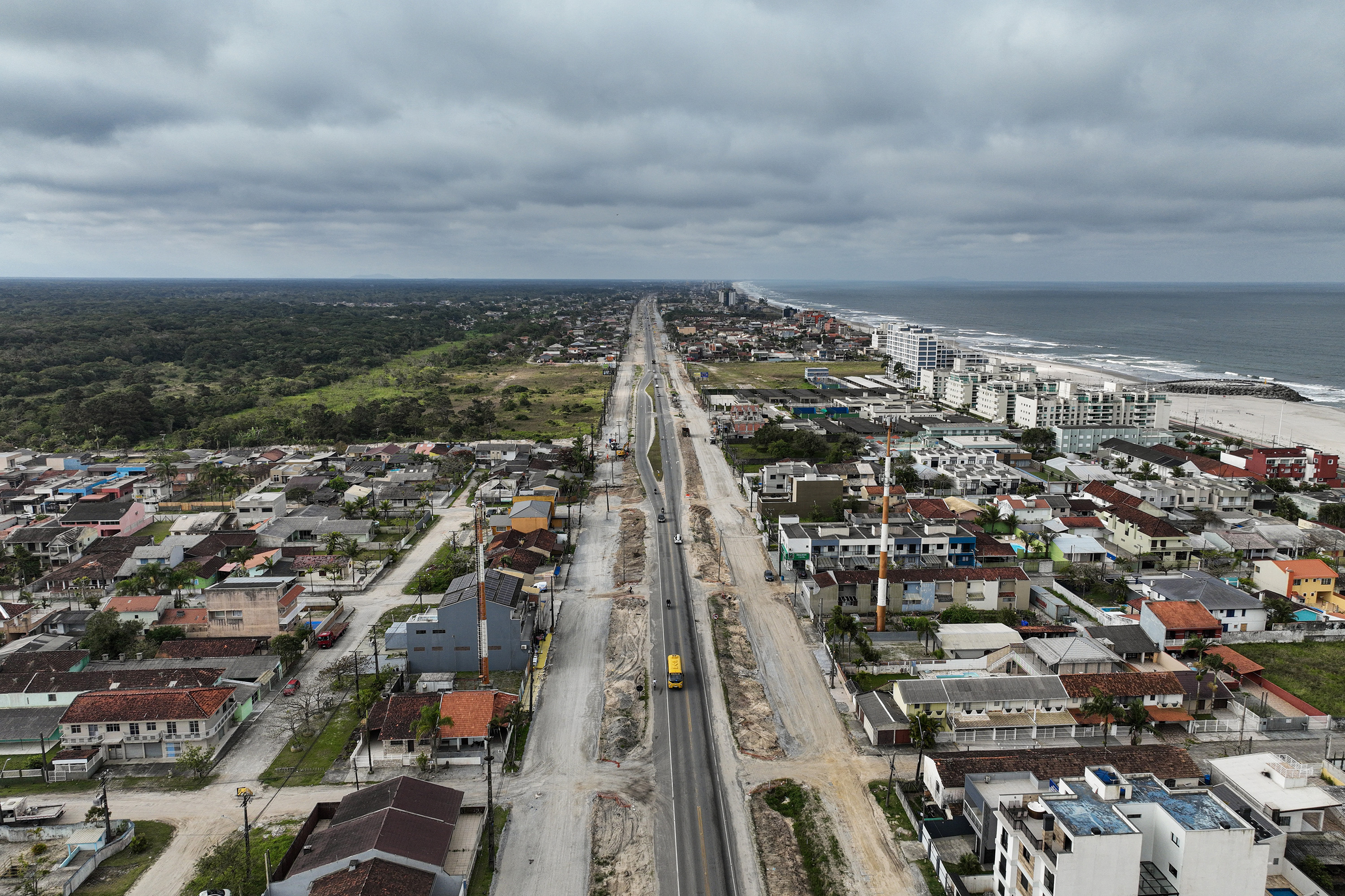 Vídeo: Obras de duplicação da PR-412 em Matinhos já avançam no Litoral do Paraná