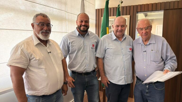 Mineradora vai asfaltar 4 km da Estrada do Cerne no Apapan, em Castro