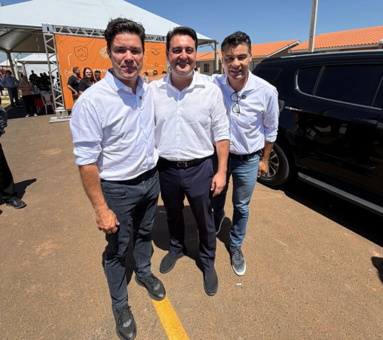 Deputado Marcelo Rangel comemora a entrega de 220 casas em PG e reforça compromisso com habitação
