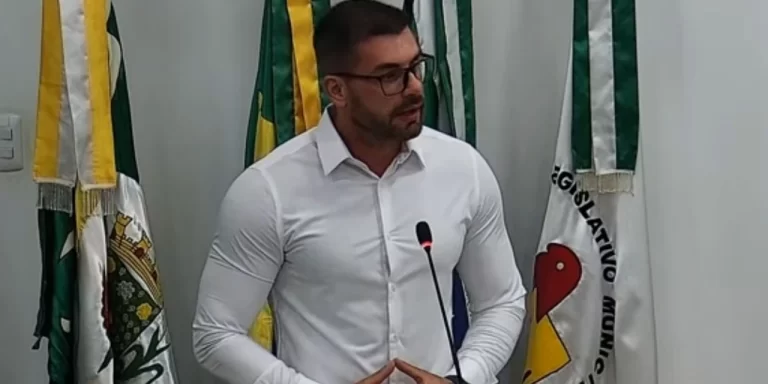 VÍDEO: “Olhem Ponta Grossa”: vereador de Arapoti cita crise na merenda em discurso contra terceirização