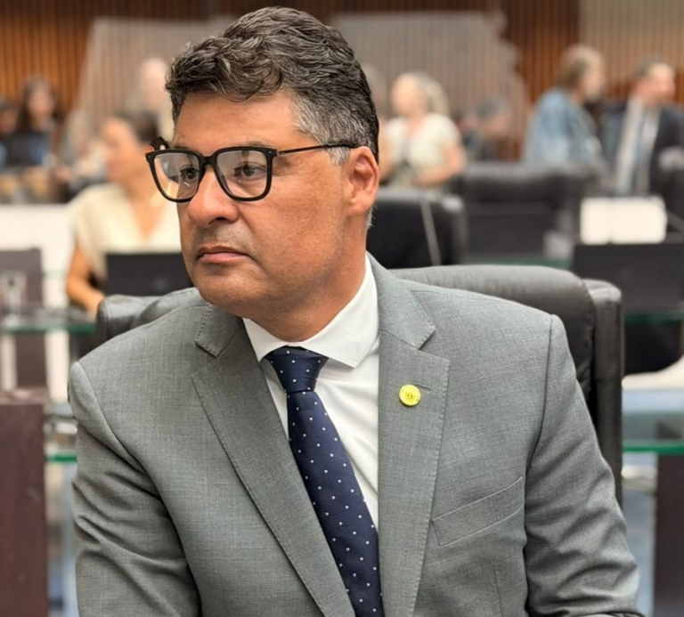 Rangel apresenta projeto que cria política estadual de reintrodução responsável de animais urbanos no Paraná