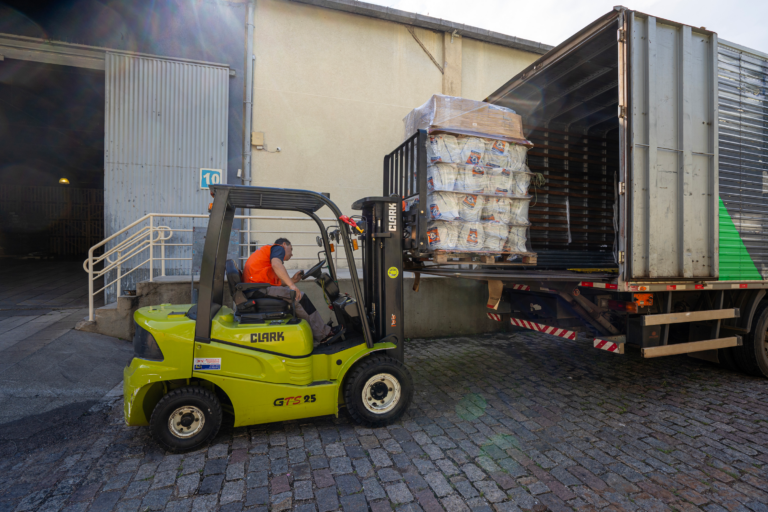 Governo do Paraná envia ajuda humanitária a vítimas das enchentes em Minas Gerais