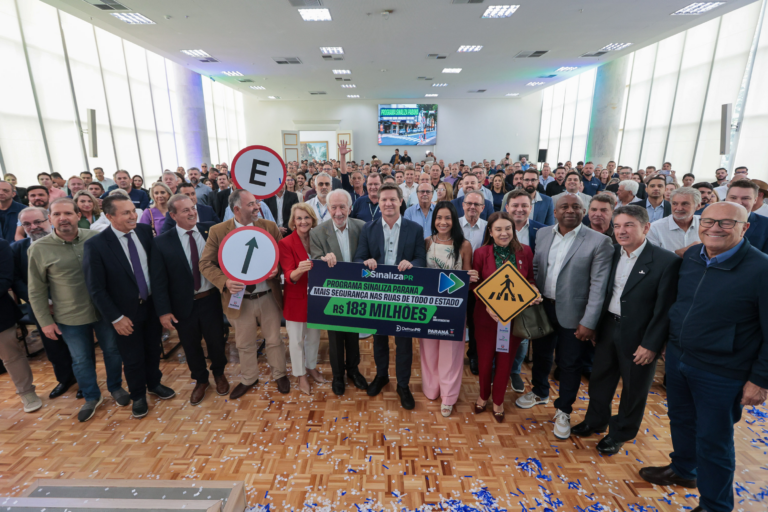 Estado autoriza R$ 183 milhões para reforçar sinalização urbana nos 399 municípios