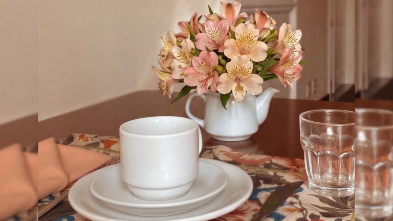 Planalto Select Hotel sedia workshop com café colonial especial de Dia das Mães
