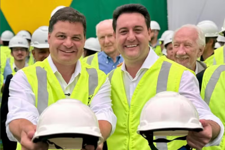 Ratinho Jr escolhe Sandro Alex para sucessão ao governo do PR