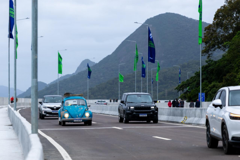 Trânsito liberado: Ponte de Guaratuba está definitivamente aberta ao tráfego de veículos