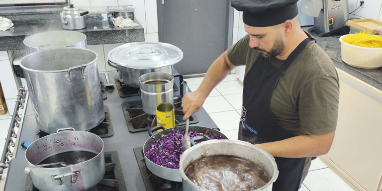 Merendeiro do Paraná vence concurso nacional de receitas escolares