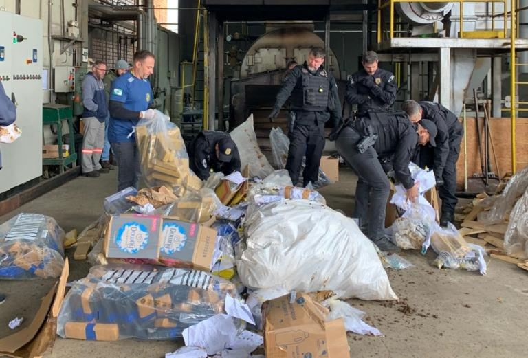Polícia Civil realiza incineração de drogas em Ponta Grossa