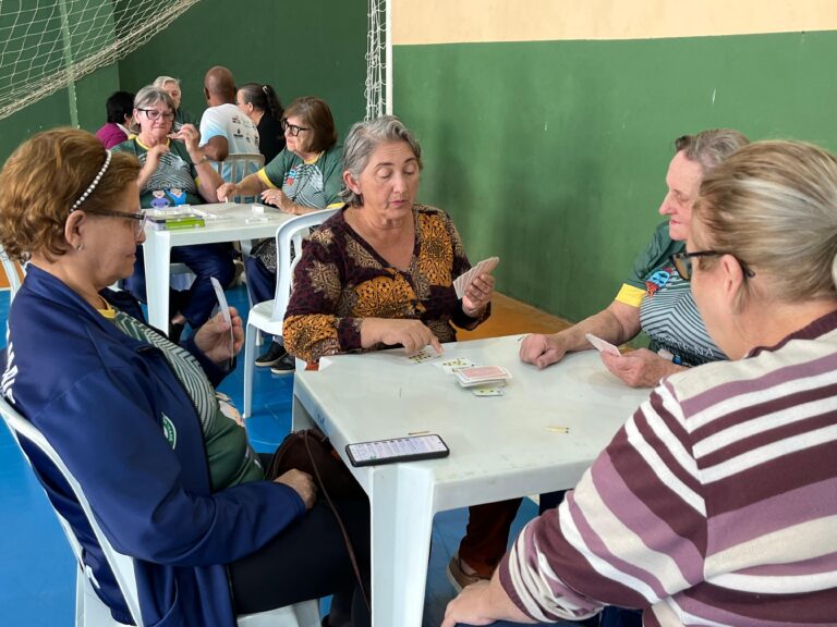 Castro recebe pela primeira vez etapa do Festival de Integração da Melhor Idade dos Campos Gerais