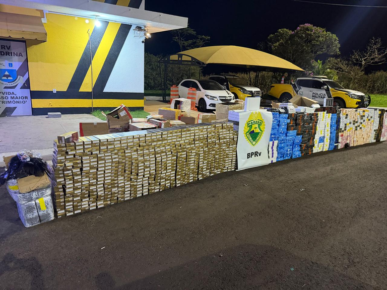 Polícia Rodoviária Estadual apreende caminhão com cigarros, eletrônicos e medicamentos