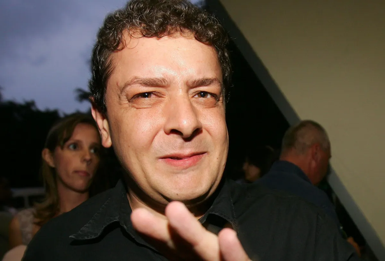 Oposição quer preservar provas contra Lulinha e busca assinaturas por CPMI