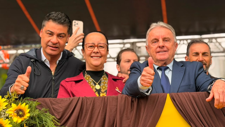 Marcelo Rangel participa de desfile cívico pelos 120 anos de Prudentópolis