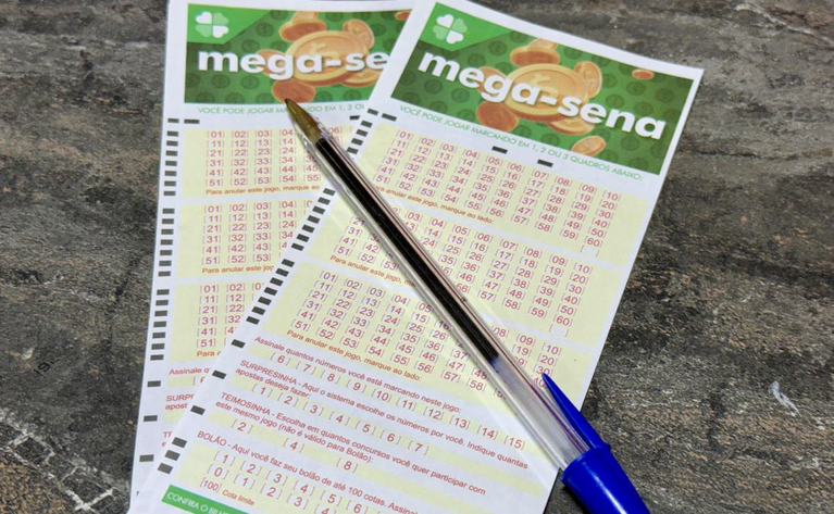 Mega-Sena pode pagar R$ 52 milhões nesta terça-feira (29)