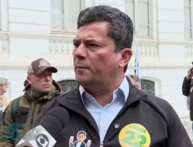 Moro erra nome de praça em Curitiba e deslize repercute nas redes sociais