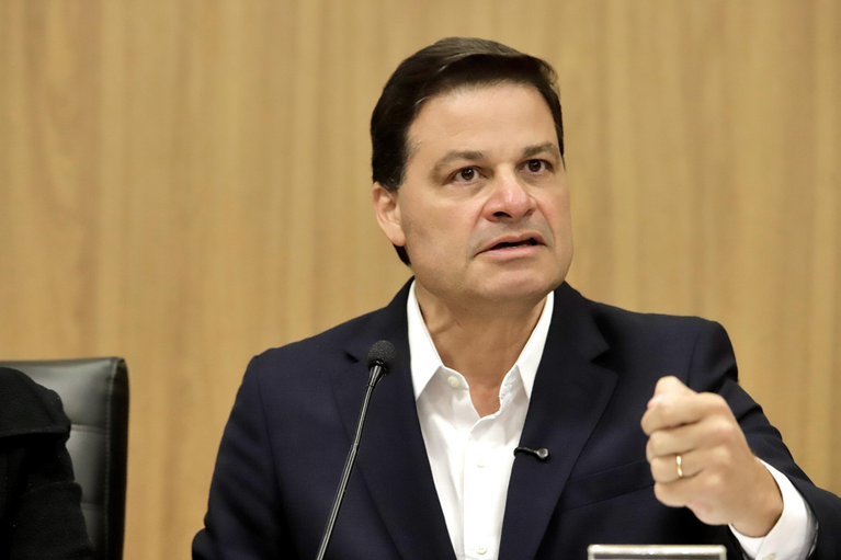 Sandro Alex anuncia apoio a Flávio Bolsonaro na disputa pela Presidência