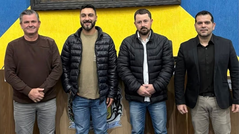 Deleon Betim assume presidência da Câmara de Carambeí a partir de 2027